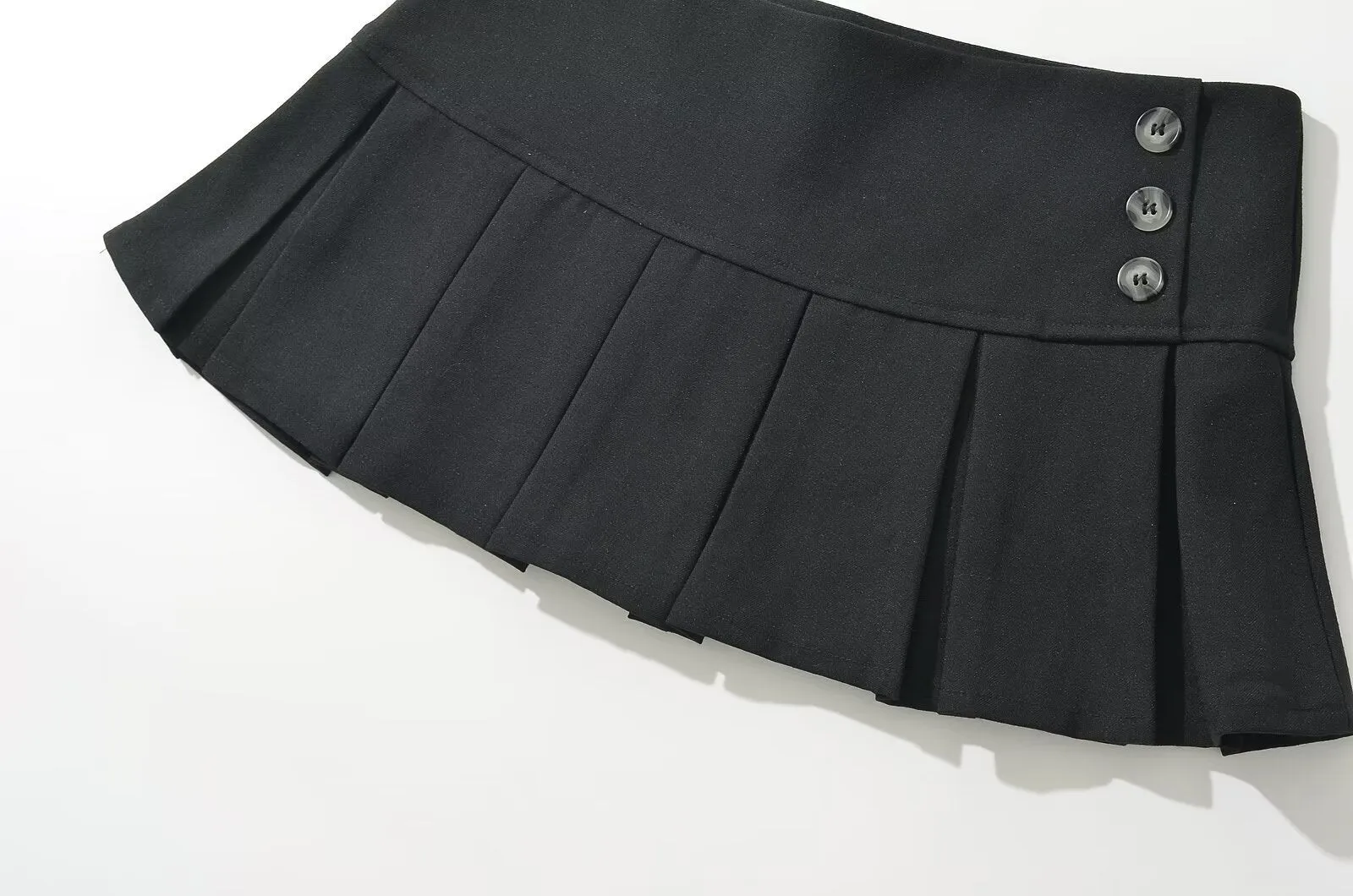 Aaira Pleated Mini Skirt