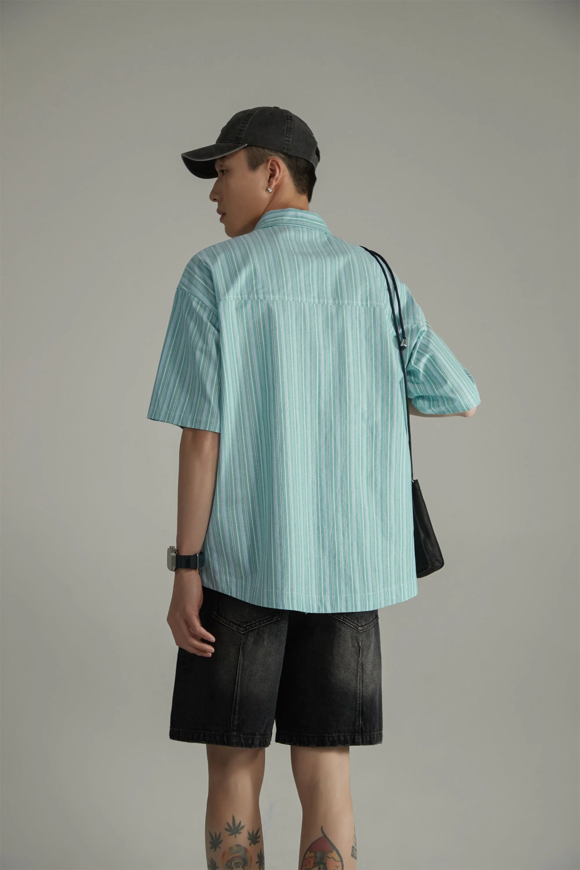 Vertical Striped Short-Sleeved Shirt